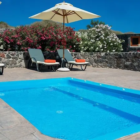 Anessis Fira (Santorini)