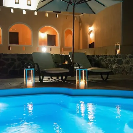 Anessis Aparthotel